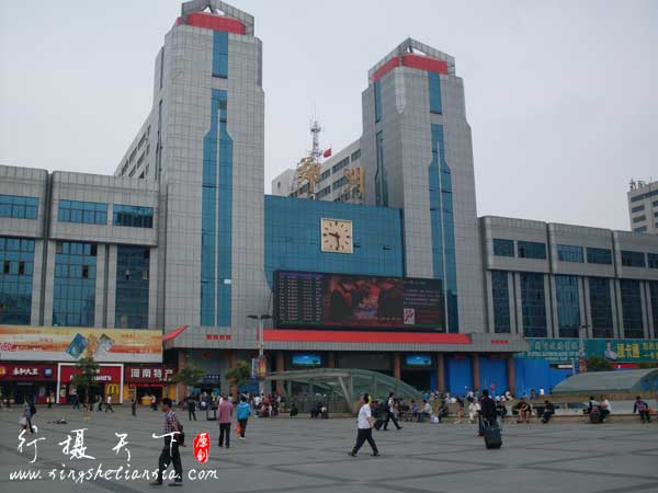 2012.5.17 郑州火车站